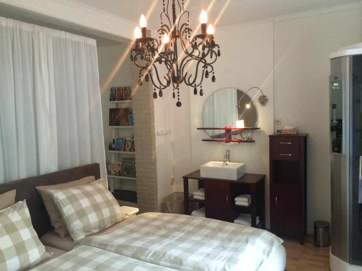 Bed And Breakfast "Kasteelzicht" Vaassen Habitación foto